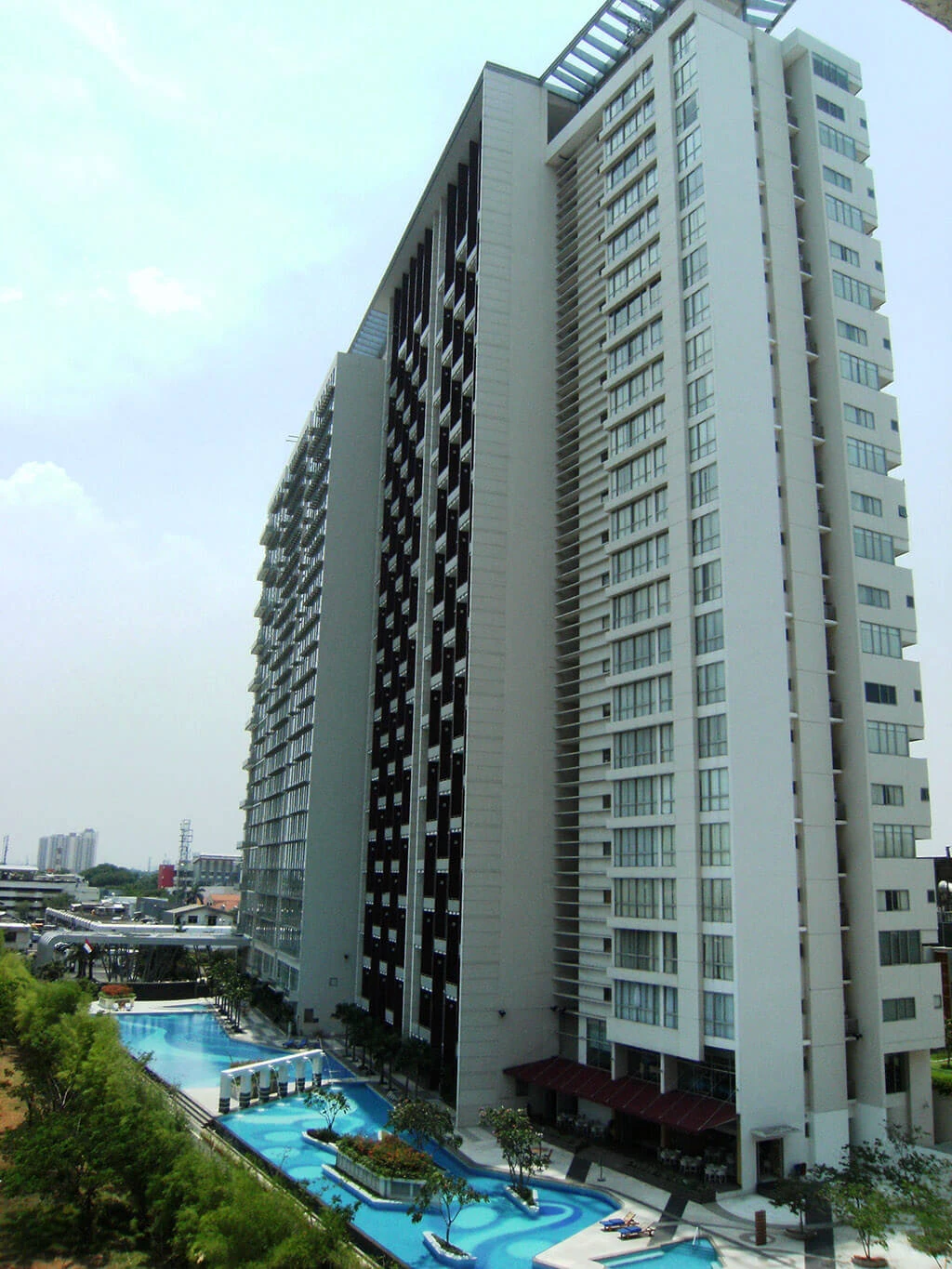 The-Summit-Apartment-view-4